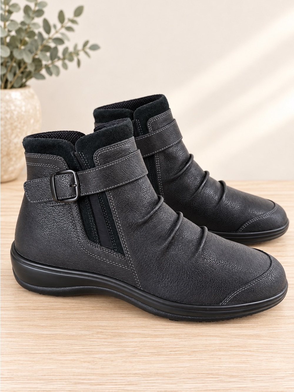 SoftWalk Women’s Black Leather Ankle Boots Size 11 M Buckle Strap Comfort Zip Bo